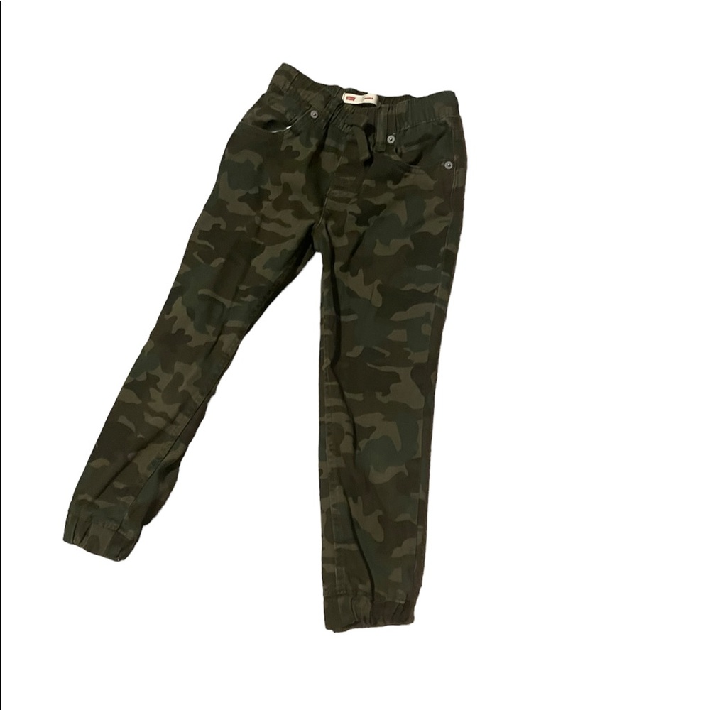 Camo colored pants, good condition, rarely worn